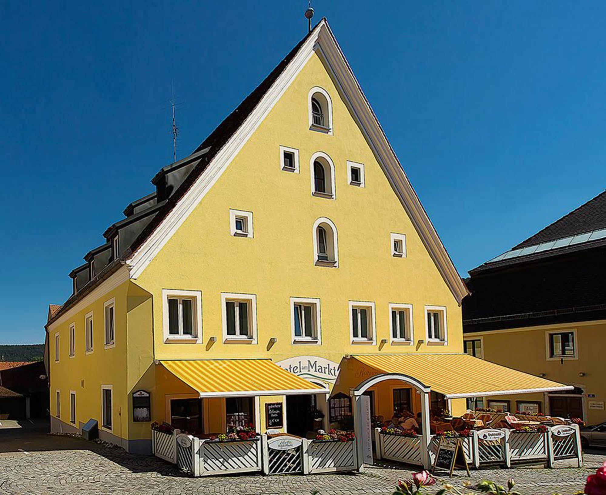 Hotel Am Markt グレーディング エクステリア 写真
